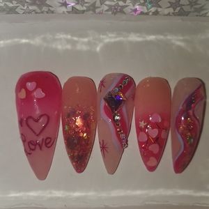 Custmized Nails